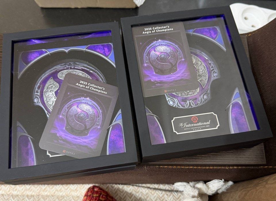 Подписчику по ошибке приехало два Аегиса вместо одного 🤣🤣🤣